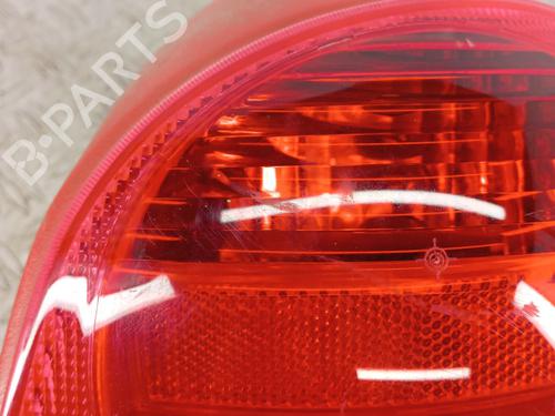 Used Right taillight Right taillight 32723235 32723235