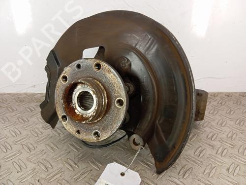 Used Right front steering knuckle RENAULT KADJAR (HA_, HL_) 1.2 TCe 130 (HLMR) (130 hp) 29635272