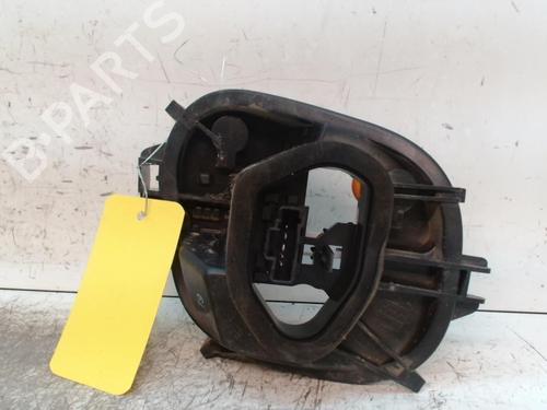 Used Lamp holder PEUGEOT 208 I (CA_, CC_) 1.5 BlueHDI 100 (102 hp) 28344992