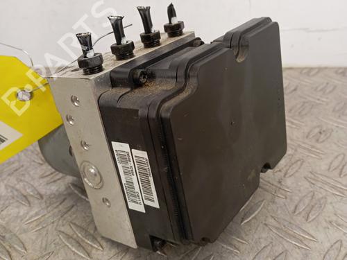 Used ABS pump ABS pump HYUNDAI i20 II (GB, IB) 1.1 CRDi (75 hp) 30572215 30572215