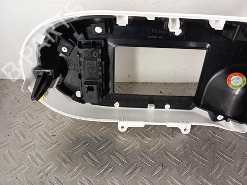 Display monitor RENAULT TWINGO III (BCM_, BCA_) 0.9 TCe 95 | BP28339845C48 