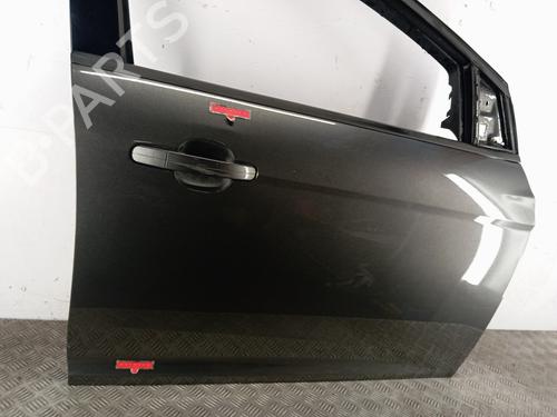 right-front-door-ford-focus-iv-hn-2018-32126380 main image