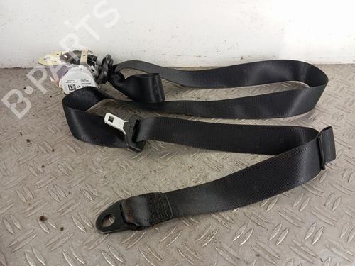 rear-left-seatbelt-fiat-500l-351_-352_-2012-28345740 main image