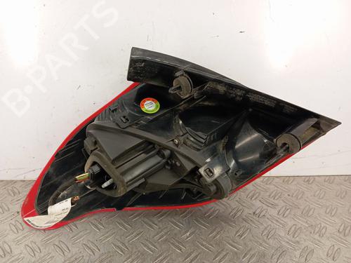 Right taillight CITROËN C4 II (NC_) 1.6 HDi 115 | BP31576885C35