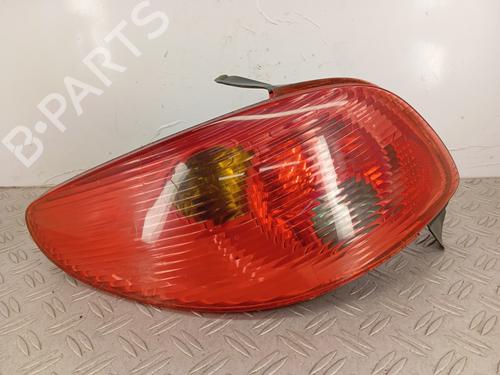 Used Left taillight PEUGEOT 206 Hatchback (2A/C) 1.4 i (75 hp) 30864925