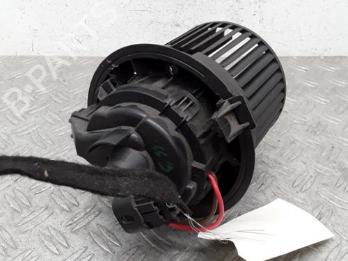 Used Heater blower motor Heater blower motor DACIA SANDERO II 1.2 (75 hp) 28338226 28338226