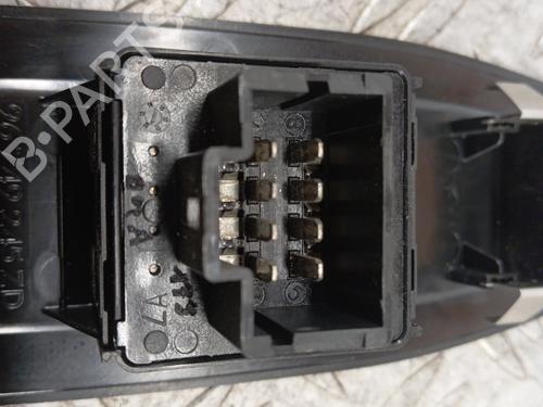 Left front window switch PEUGEOT 208 I (CA_, CC_) 1.6 HDi / BlueHDi 75 | BP31067373I27
