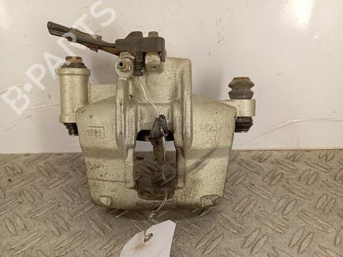 Used Right front brake caliper MERCEDES-BENZ VITO Van (W638) 110 CDI 2.2 (638.094) (102 hp) 29009291