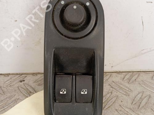 Raamschakelaar links voor RENAULT TRAFIC II Bus (JL) 2.0 dCi 90 (JL00, JL01, JL0H, JL0M, JL0P, JL0S) (90 hp) 30572234
