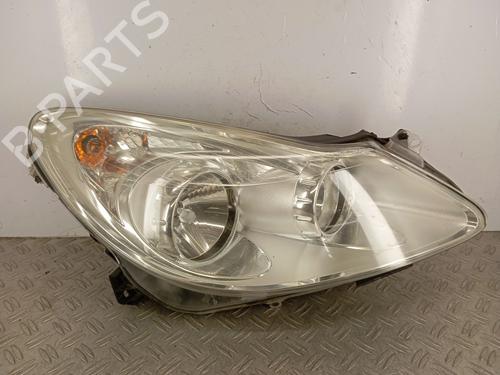 Phare droit OPEL CORSA D (S07) 1.4 (L08, L68) (90 hp) 31883610