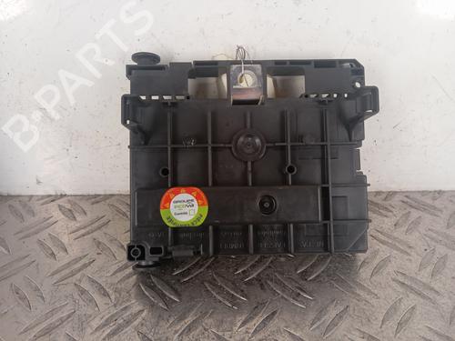 Used Fuse box Fuse box PEUGEOT 308 I (4A_, 4C_) 1.6 HDi (109 hp) 29569253 29569253