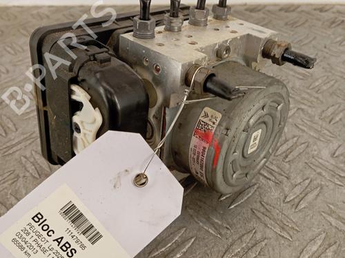 Used ABS pump PEUGEOT 208 I (CA_, CC_) 1.4 HDi (68 hp) 28962998