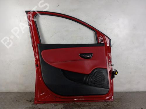 Used Left front door Left front door LANCIA YPSILON (312_) 1.2 (312.PXA1A, 312.YXA1A) (69 hp) 28339062 28339062