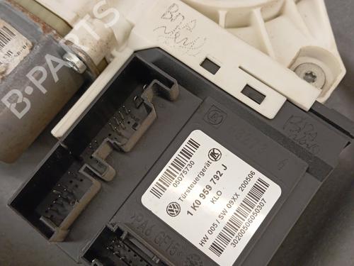 Front right window mechanism VW GOLF V (1K1) 1.9 TDI | BP29307380C23 
