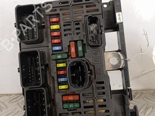 Used Fuse box CITROËN C5 II (RC_) 2.0 HDi (RCRHRH) (136 hp) 30485121