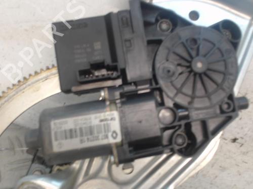 Used Front right window mechanism RENAULT GRAND SCÉNIC III (JZ0/1_) 1.5 dCi (JZ09, JZ0D, JZ10, JZ14, JZ1G, JZ29, JZ2C) (110 hp) 28349040