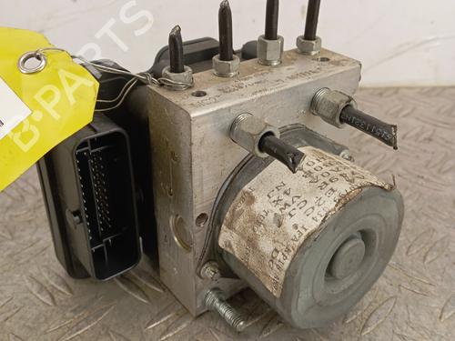 Módulo de ABS RENAULT KADJAR (HA_, HL_) 1.6 dCi 130 (HLA4) (130 hp) 31332900