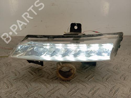 Venstre positionslygte RENAULT MEGANE III Hatchback (BZ0/1_, B3_) 1.5 dCi (BZ09, BZ0D, BZ1W, BZ29, BZ14) (110 hp) 32330547