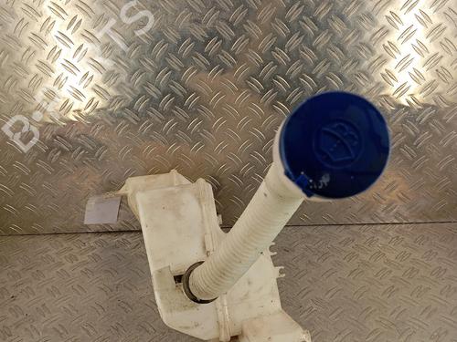 Used Windscreen washer tank Windscreen washer tank 37708316 37708316