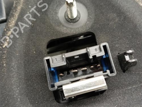 Used Right taillight Right taillight PEUGEOT 208 II (UB_, UP_, UW_, UJ_) 1.5 BlueHDI 100 (102 hp) 28337718 28337718