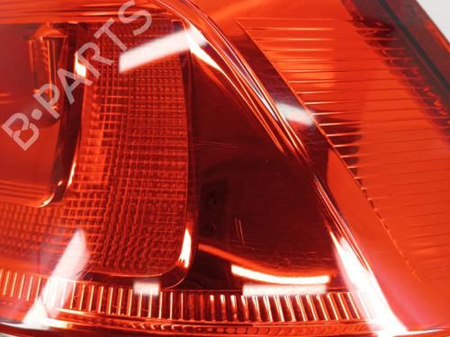 right-taillight-vw-golf-vii-variant-ba5-bv5-2013-2014-2015-2016-2017-2018-2019-2020-2021-2022-29923313 main image
