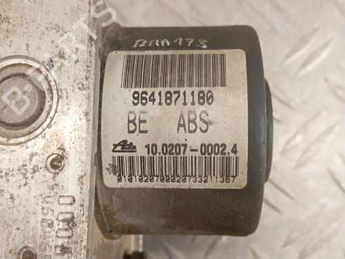 Used ABS pump ABS pump PEUGEOT 206 Hatchback (2A/C) 1.4 HDi eco 70 (68 hp) 40031906 40031906