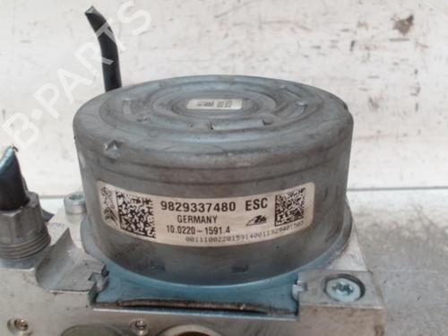 Used ABS pump ABS pump PEUGEOT 2008 I (CU_) 1.2 THP 110 / PureTech 110 (110 hp) 28342432 28342432
