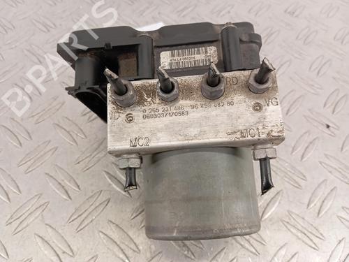 Used ABS pump ABS pump 37661516 37661516