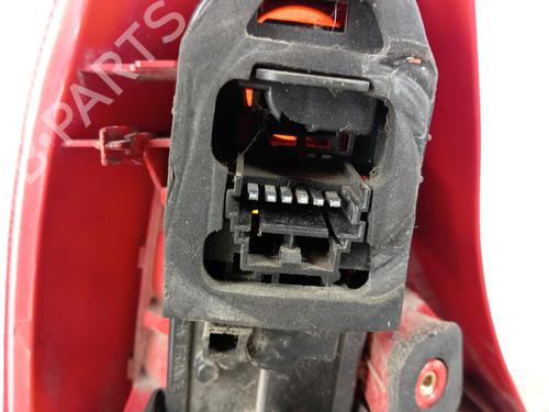 Used Right taillight Right taillight RENAULT CLIO II Hatchback Van (SB0/1/2_) 1.9 D (SB0R) (54 hp) 28339596 28339596