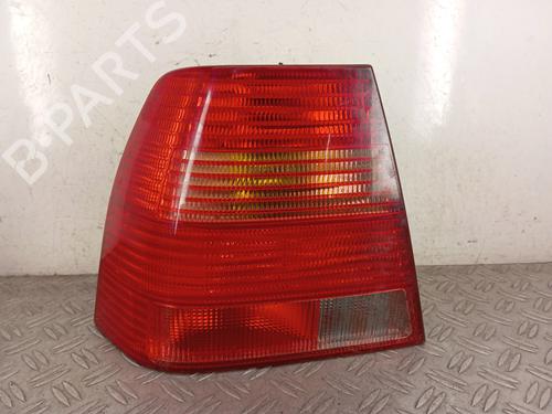 Used Left taillight VW BORA I (1J2) 1.9 TDI (110 hp) 28344032