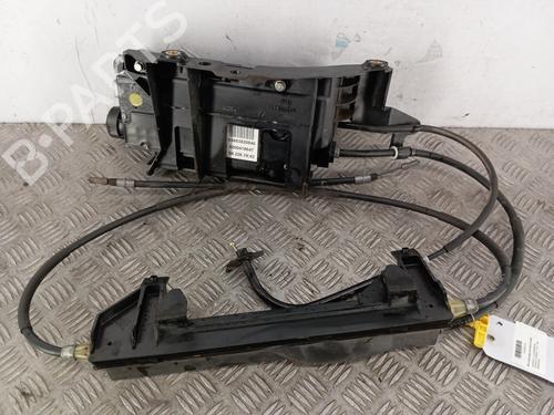 Electric handbrake RENAULT SCÉNIC II (JM0/1_) 1.6 (JM0C, JM0J, JM1B) | BP29252044E5