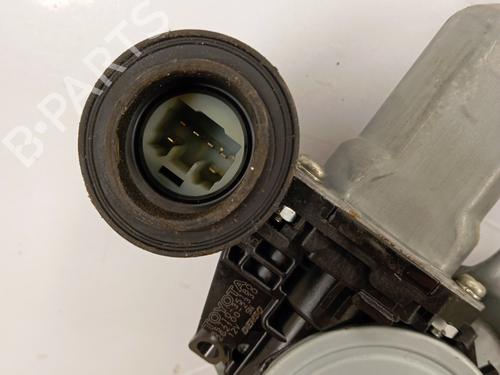 front-right-window-mechanism-toyota-verso-s-_p12_-2010-2011-2012-2013-2014-2015-2016-30080614 main image