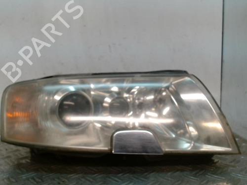 Right headlight SKODA SUPERB I (3U4) 2.5 TDI | BP28349020C29 