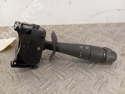 Used Steering column stalk RENAULT TWINGO II (CN0_) 1.2 (CN0D) (58 hp) 31135273
