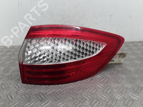Used Right taillight FORD MONDEO IV Turnier (BA7) 1.8 TDCi (125 hp) 28346551