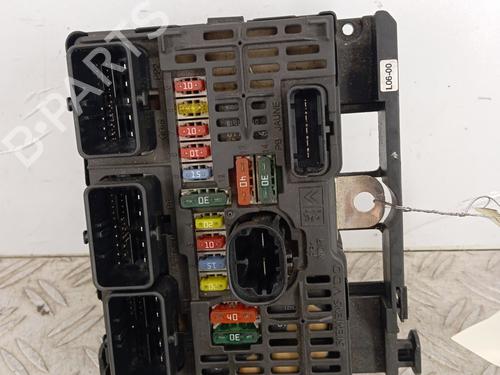 Used Fuse box CITROËN C5 II (RC_) 1.6 HDi (RC8HZB) (109 hp) 30156634