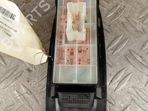 Right front window switch RENAULT KADJAR (HA_, HL_) 1.5 dCi 110 (HLA3) | BP31829884I26 - Image 3