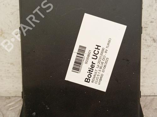 Used Fuse box Fuse box RENAULT CLIO V (B7_) 1.5 Blue dCi 100 (B7AD) (101 hp) 28338081 28338081