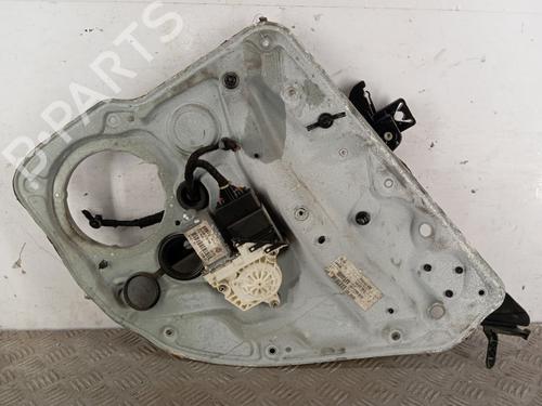 Used Rear right window mechanism Rear right window mechanism VW GOLF IV (1J1) 1.9 SDI (68 hp) 30399623 30399623