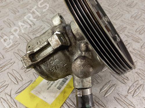 Used Steering pump Steering pump CITROËN ZX (N2) 1.4 i (75 hp) 33047946 33047946