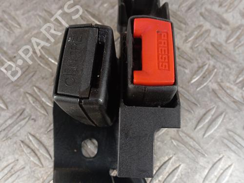 Used Seat buckle RENAULT CLIO III (BR0/1, CR0/1) 1.6 16V GT (BR10, CR10) (128 hp) 31332843