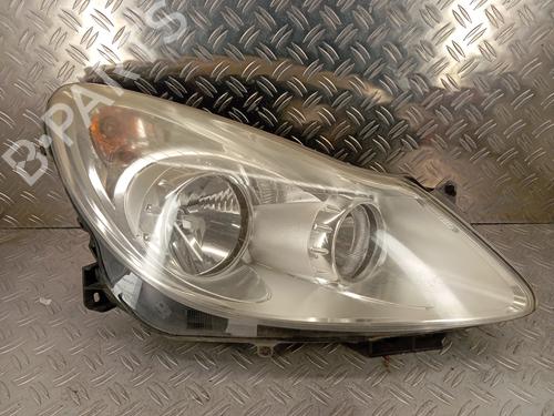 Højre forlygte Højre forlygte OPEL CORSA D (S07) 1.2 (L08, L68) (80 hp) 35930965 35930965