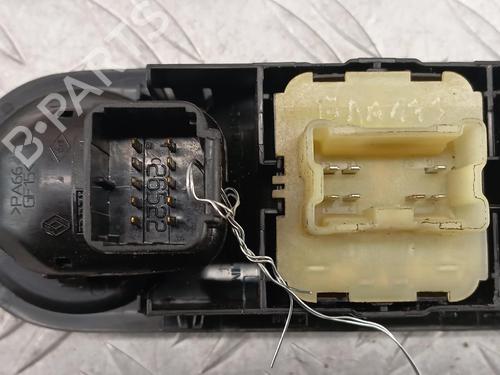 Used Left front window switch Left front window switch RENAULT CAPTUR I (J5_, H5_) 0.9 TCe 90 (90 hp) 40173536 40173536