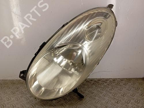 Used Left headlight NISSAN MICRA III (K12) 1.4 16V (88 hp) 29845220