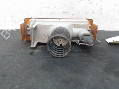 Used Right front indicator Right front indicator RENAULT RAPID Box Body/MPV (F40_, G40_) 1.9 D (F40R) (54 hp) 28349098 28349098