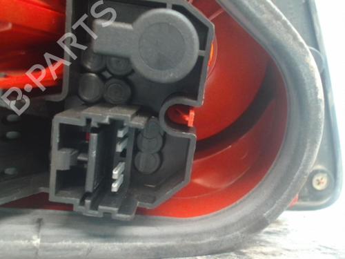 Used Right tailgate light RENAULT VEL SATIS (BJ0_) 2.2 dCi (BJ0E, BJ0F) (150 hp) 28344997