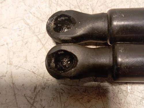 Tailgate lift support RENAULT CLIO V (B7_) 1.0 TCe 90 (B7MT) | BP28344248C138 - Image 2