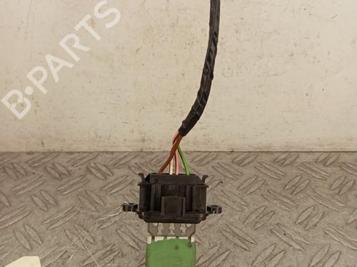 Varmeblæsermodstand RENAULT TWINGO III (BCM_, BCA_) 0.9 TCe 95 (92 hp) 28339849