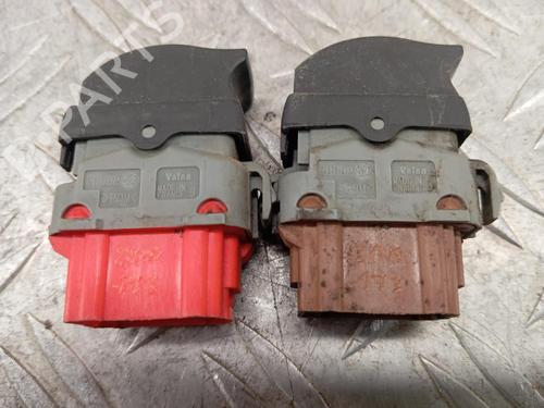 Left front window switch RENAULT MASTER II Van (FD) 2.5 dCi 100 (FD0U, FD0V, FD3U, FD3V, FD8U, FD8V) | BP40439803I27 - Image 3