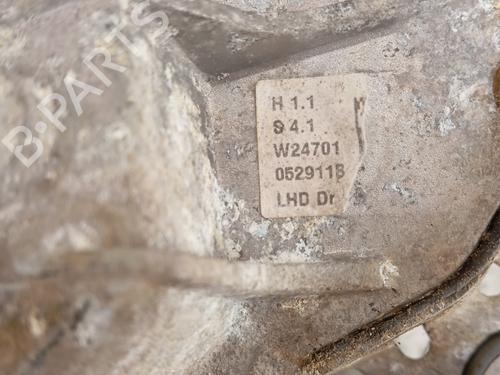 front-wiper-motor-renault-scenic-iii-jz01_-2008-2009-2010-2011-2012-2013-2014-2015-2016-34525458 main image